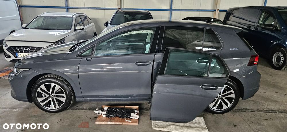 Volkswagen Golf 1.5 eTSI OPF DSG Energy - 25