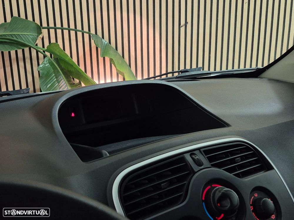 Renault Kangoo 1.5DCI - 109.000KM - 2020 | GARANTIA | NACIONAL - 17