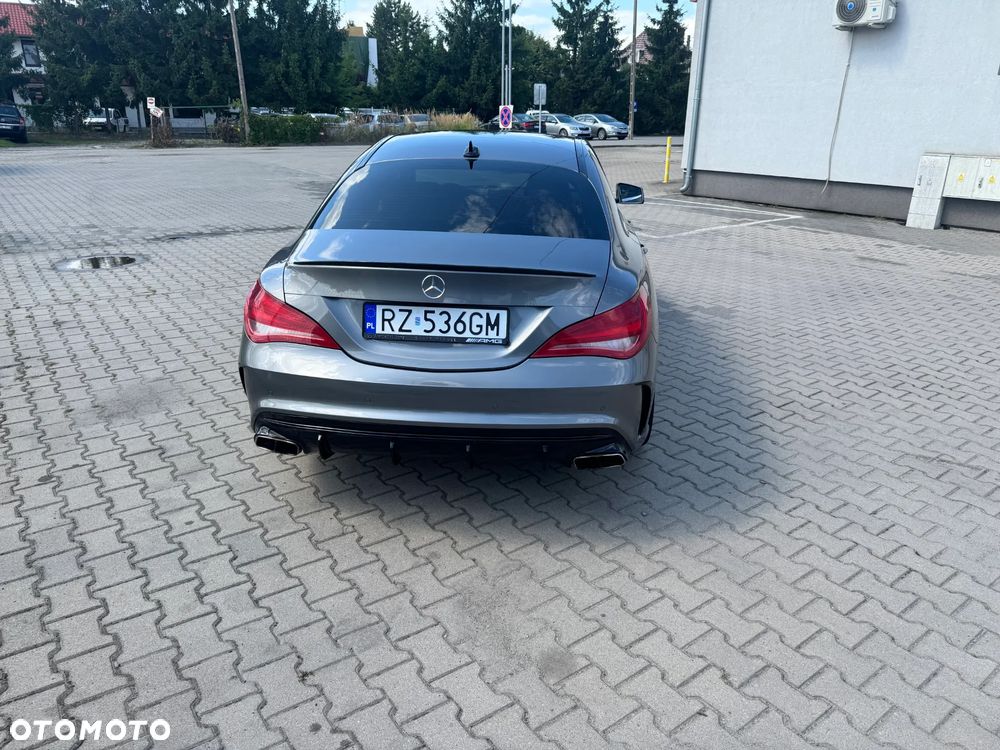 Mercedes-Benz CLA 250 4-Matic - 10