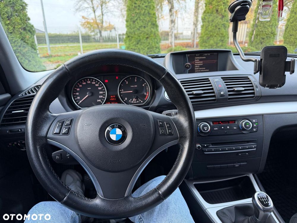 BMW Seria 1 116d DPF - 4