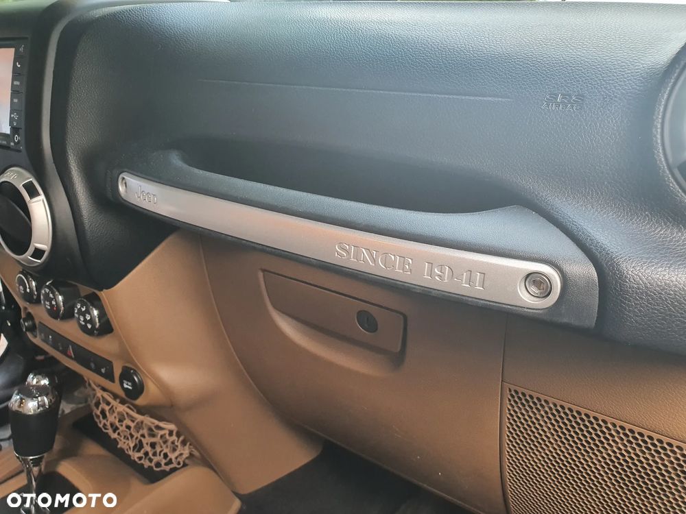 Jeep Wrangler 3.6 Unlim Rubicon - 13