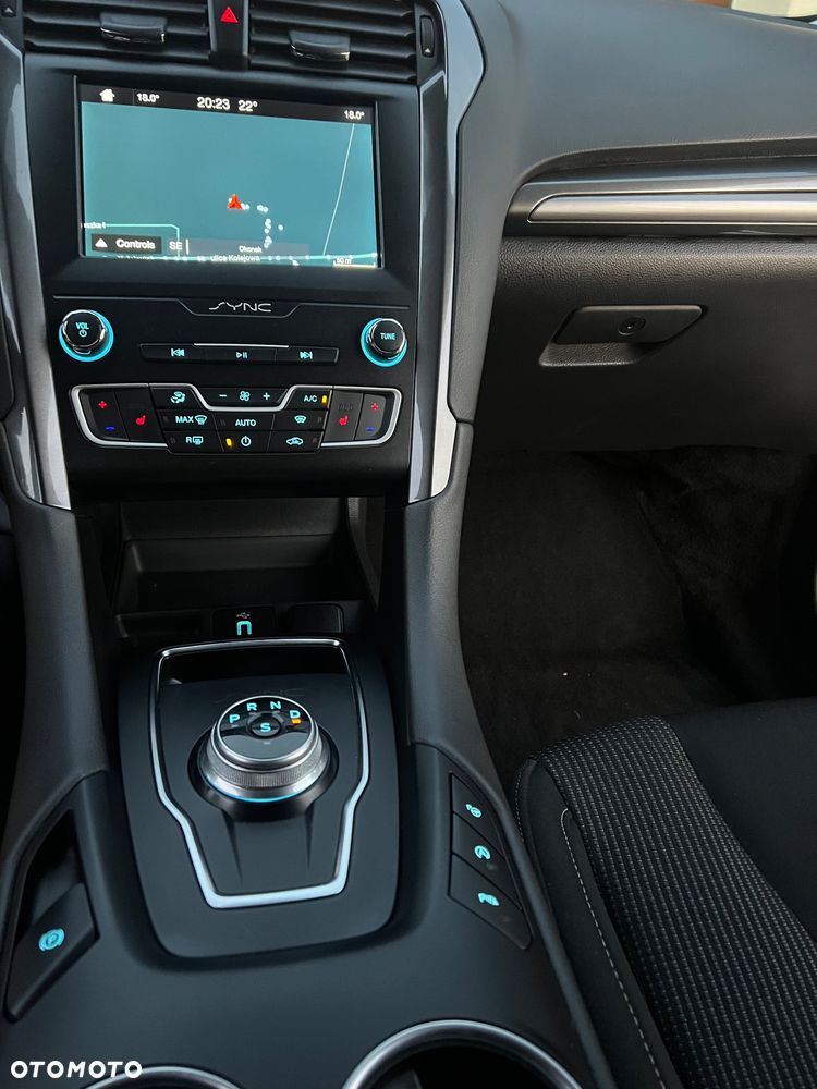 Ford Mondeo 2.0 EcoBlue Titanium - 31