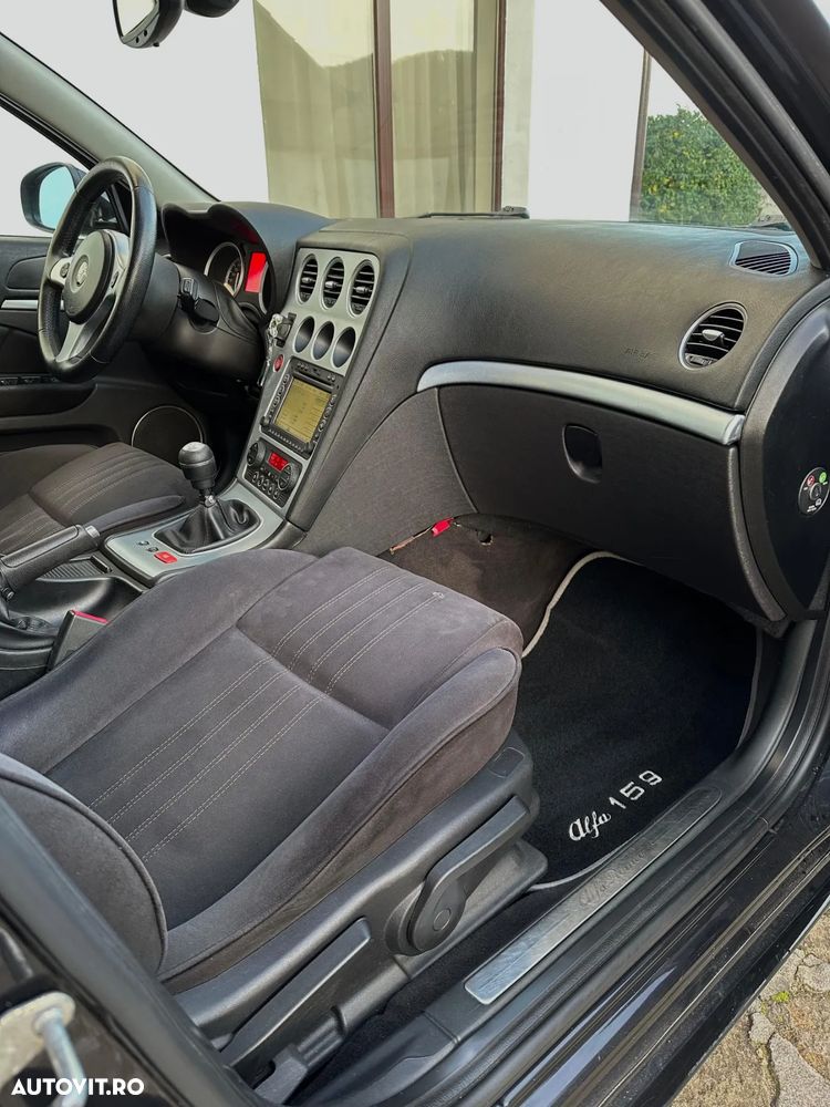 Alfa Romeo 159 - 8