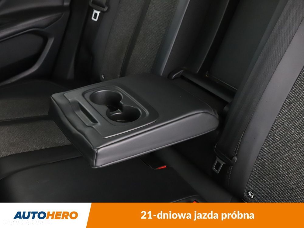 Peugeot 3008 1.2 PureTech Allure - 40