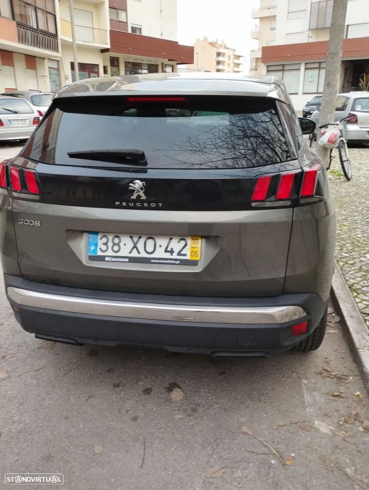 Peugeot 3008 1.5 BlueHDi Active - 2