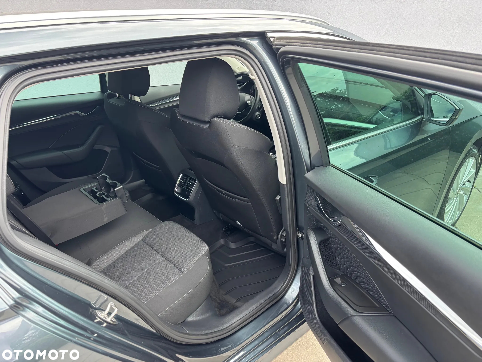 Skoda Octavia 2.0 TDI Style DSG - 11