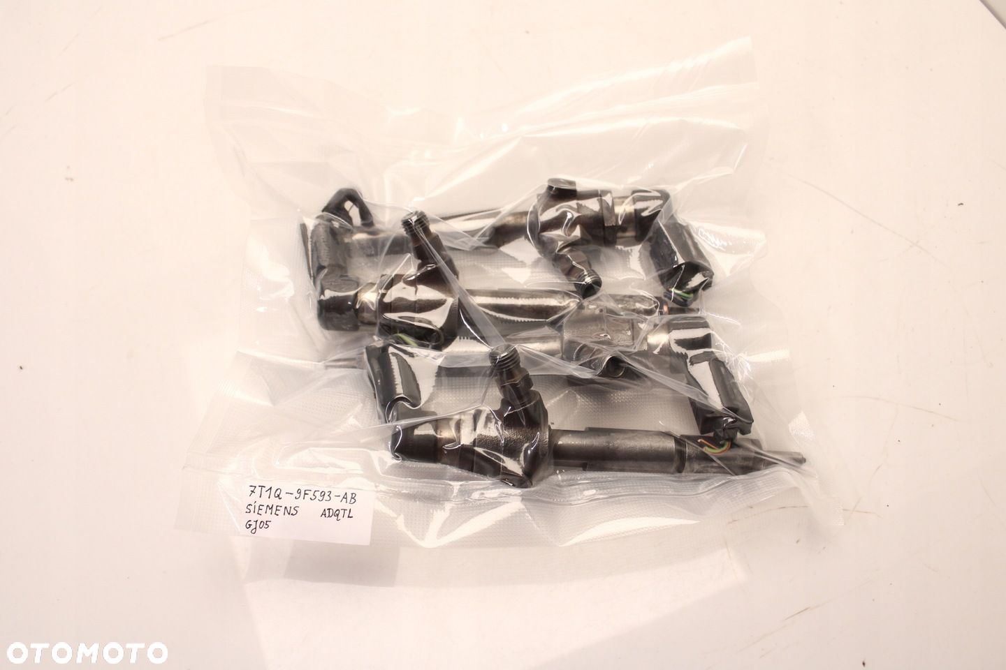 WTRYSKIWACZ FORD TRANSIT CONNECT 1.8 TDCI 7T1Q-9F593-AB - 3