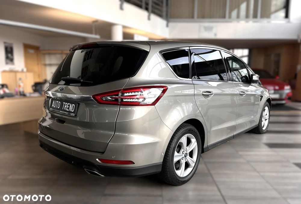 Ford S-Max 2.0 TDCi Titanium PowerShift - 6