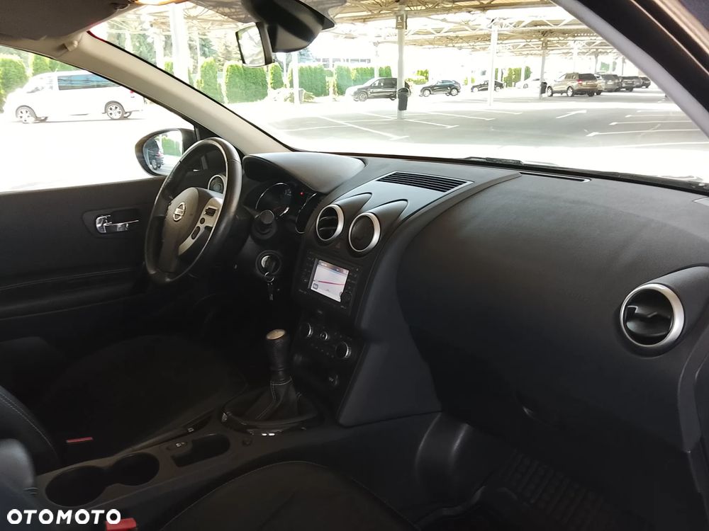 Nissan Qashqai 2.0 Tekna - 10