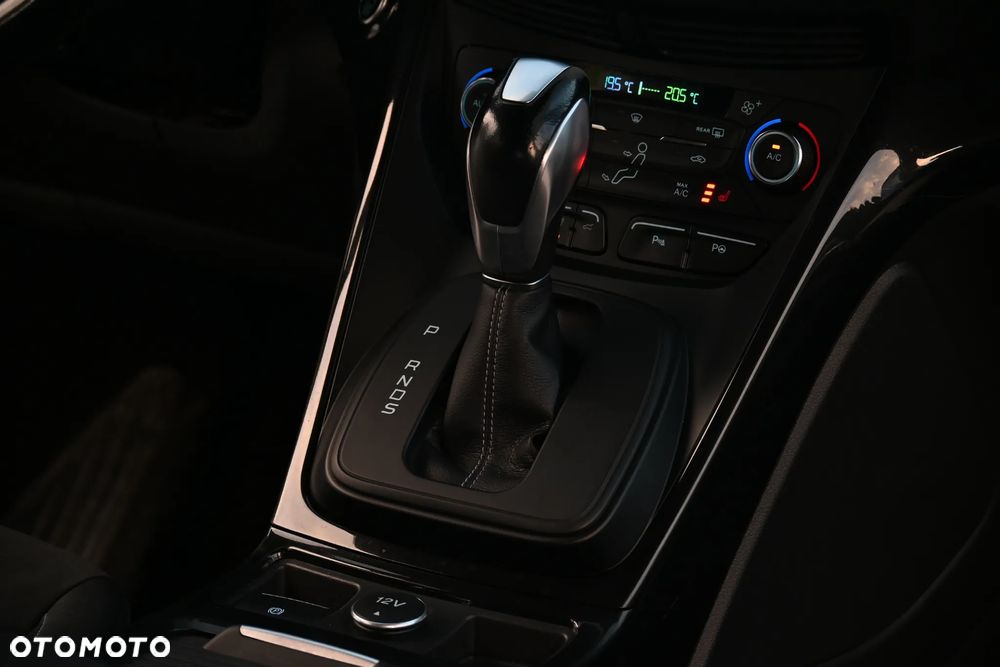 Ford Kuga 2.0 TDCi AWD ST-Line - 23