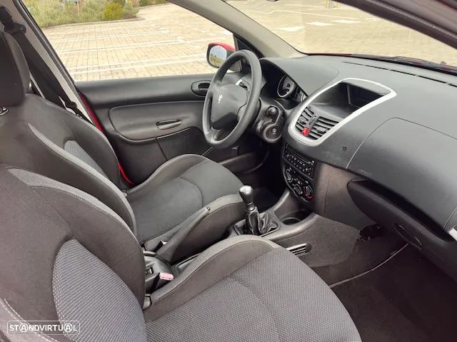 Peugeot 206+ 1.1 Urban - 15