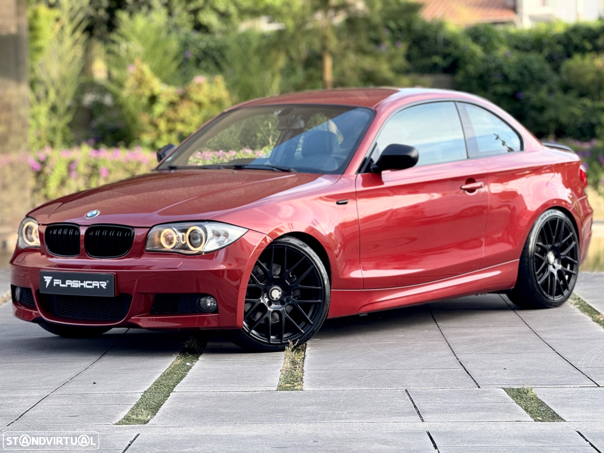 BMW 123 d Coupe Limited Edition Lifestyle c/ M Sport Pack - 25