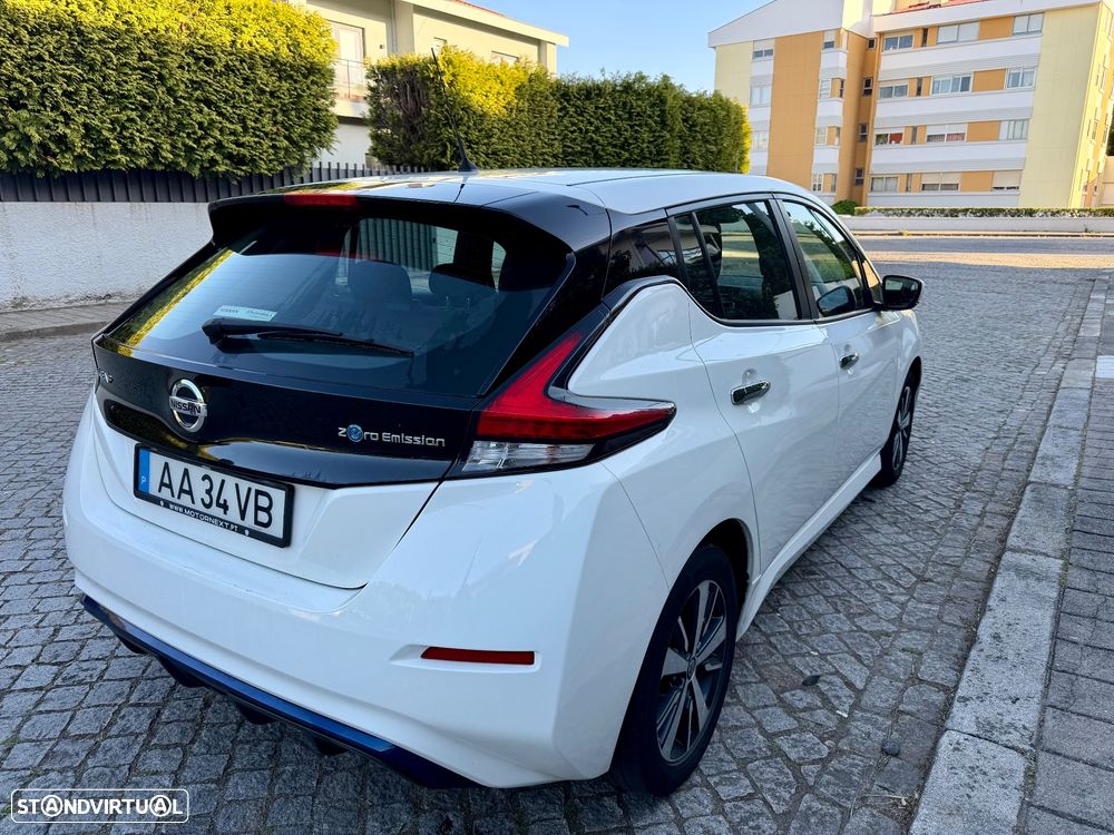 Nissan Leaf - 11