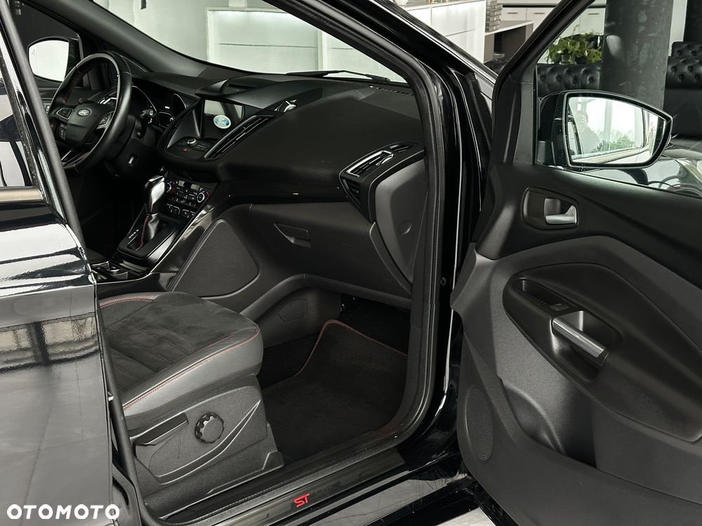 Ford Kuga 2.0 TDCi 4x4 ST-Line - 20