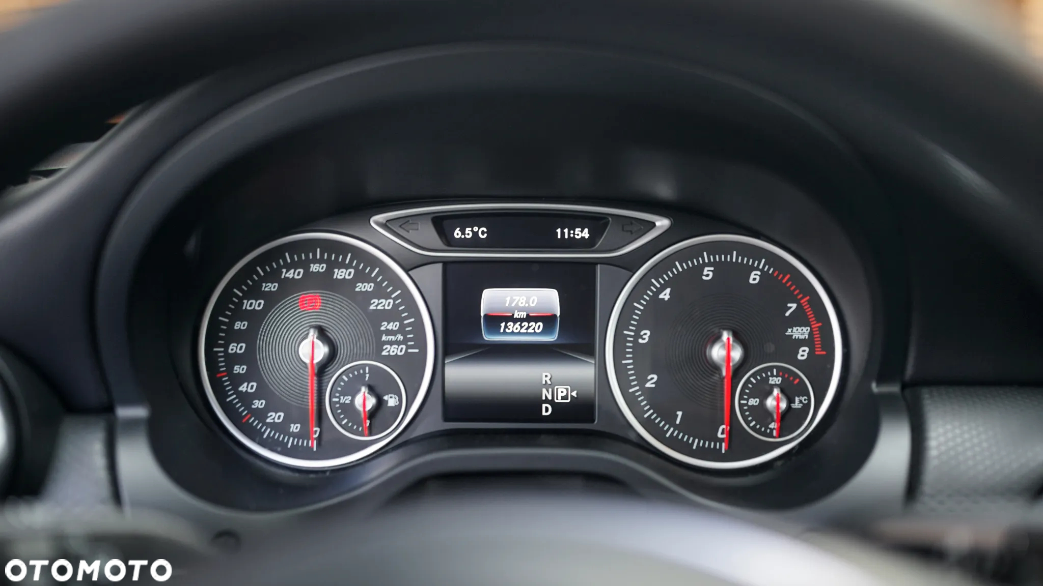 Mercedes-Benz Klasa A 180 7G-DCT Style - 24