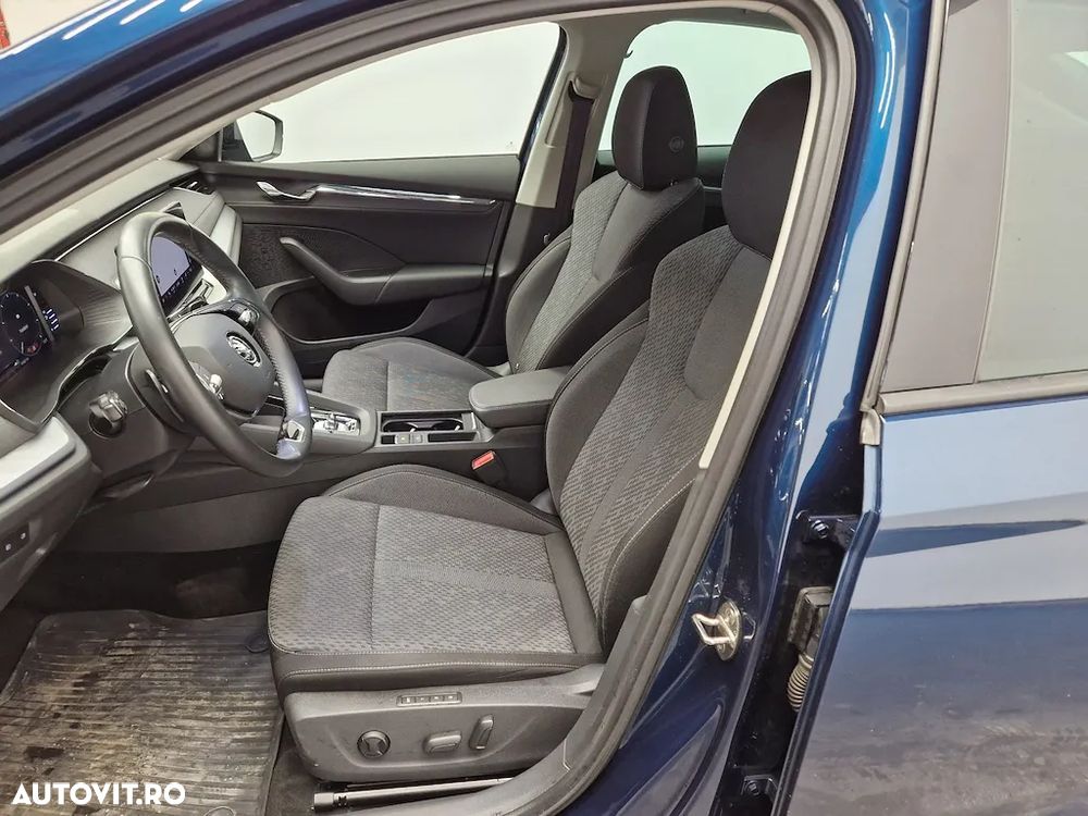 Skoda Octavia 2.0 TDI DSG 4X4 Style - 6