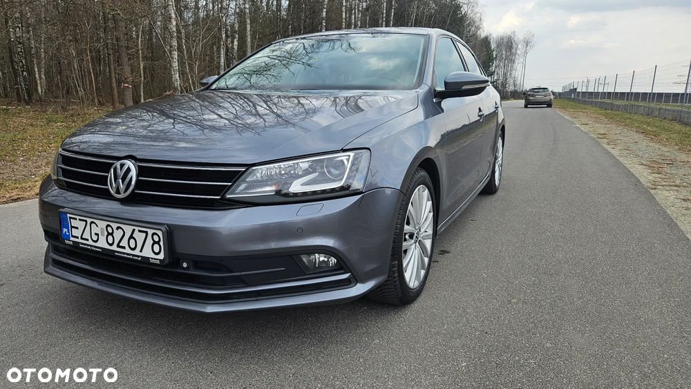 Volkswagen Jetta 1.4 TSI BMT Highline - 2