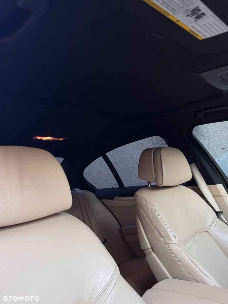 BMW Seria 5 535i - 27
