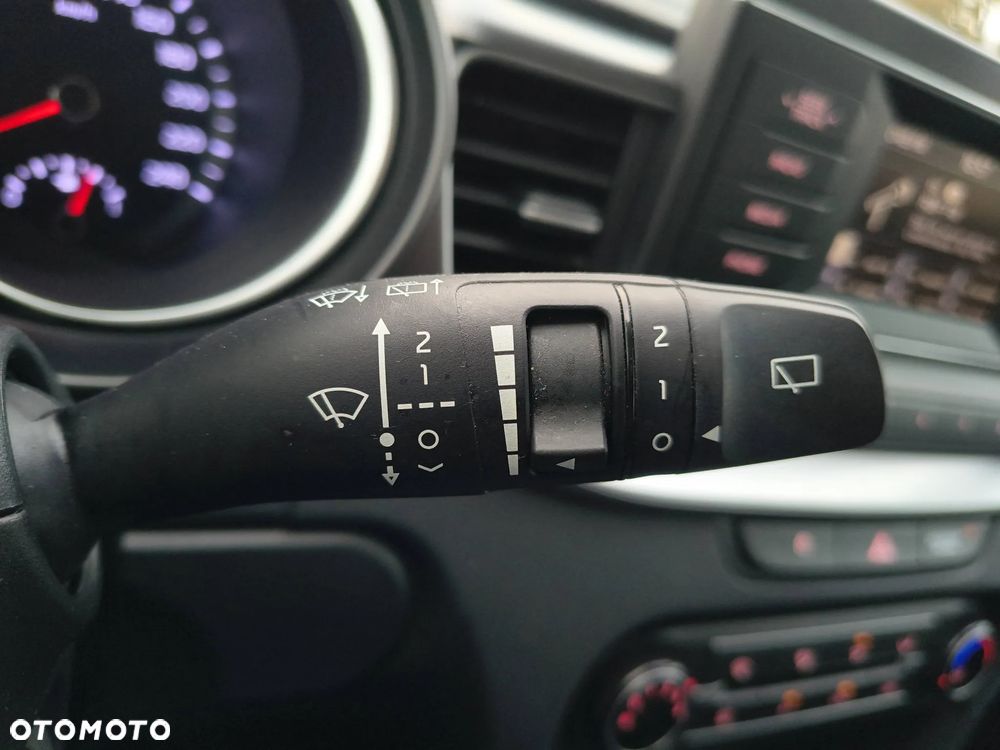 Kia Ceed - 22