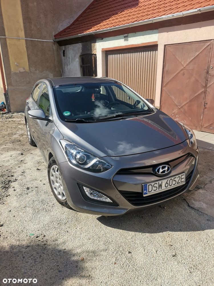 Hyundai i30 i30cw 1.4 CRDi Advantage - 11