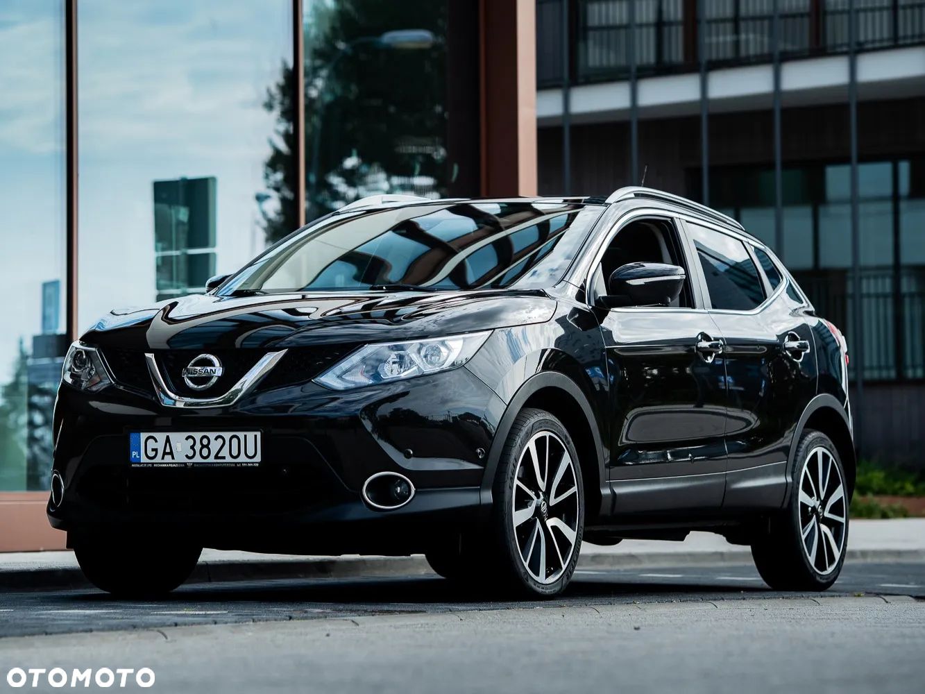 Nissan Qashqai 1.2 DIG-T Tekna - 1