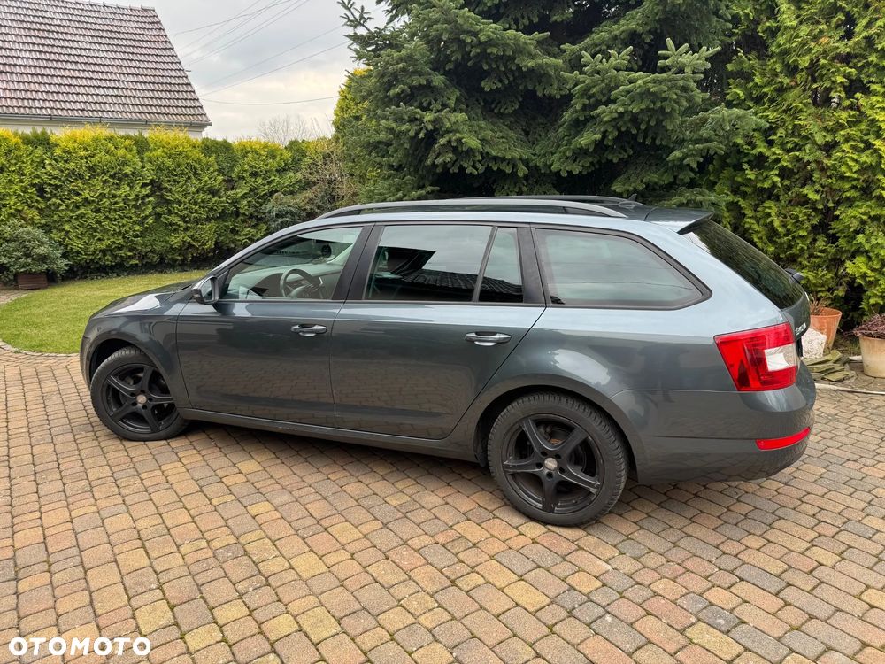 Skoda Octavia 2.0 TDI DSG Ambition - 3
