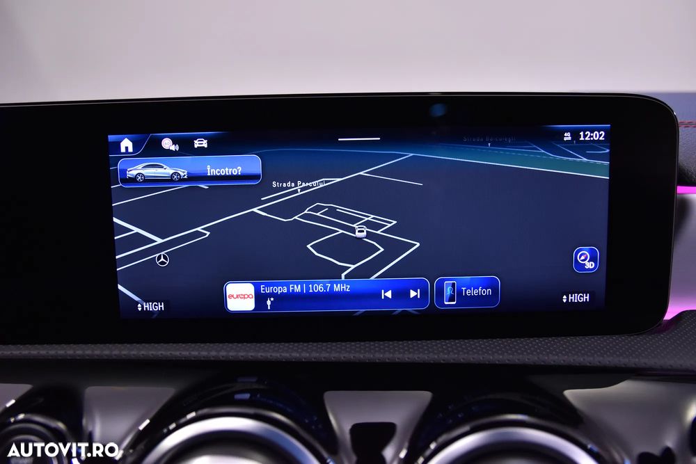 Mercedes-Benz CLA 250 e 8G-DCT - 27