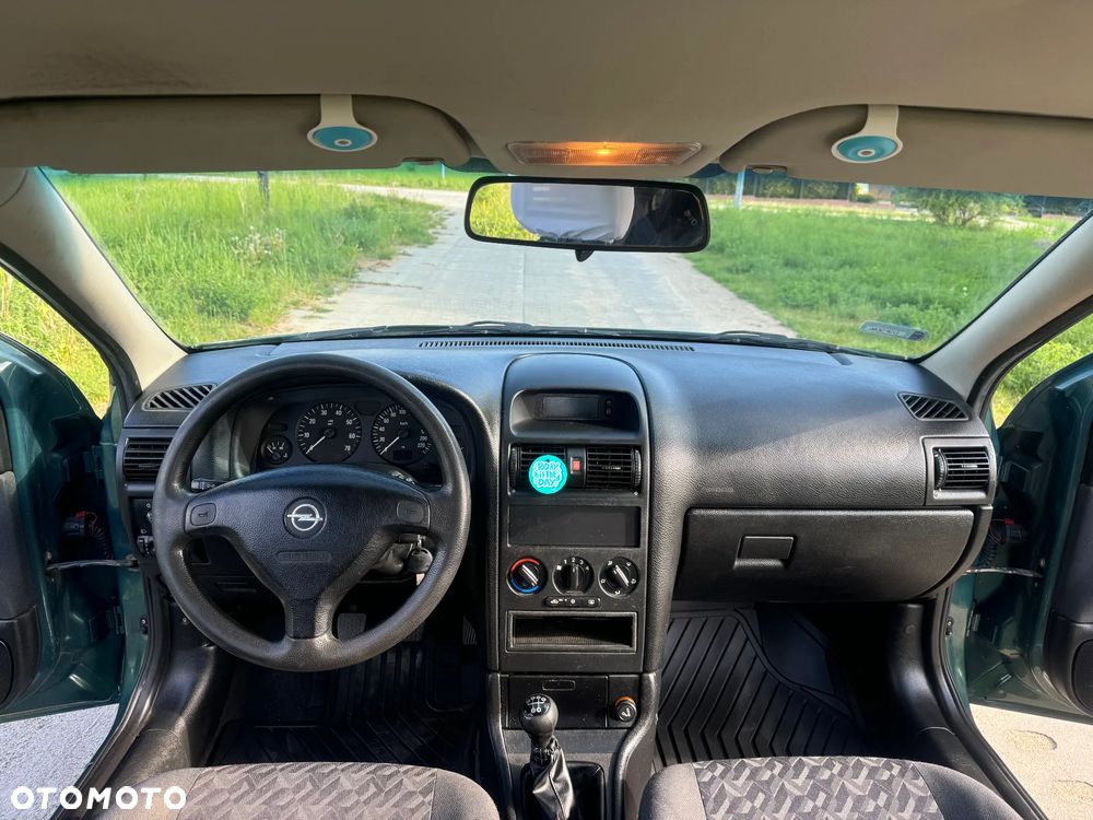 Opel Astra - 13