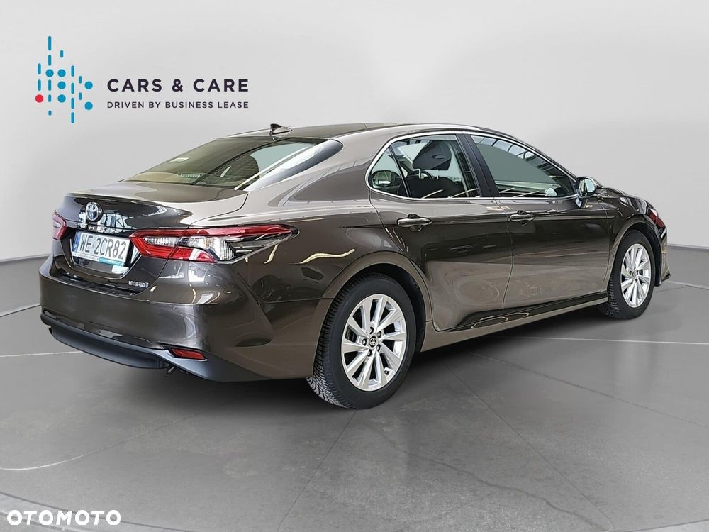 Toyota Camry 2.5 Hybrid Comfort CVT - 29