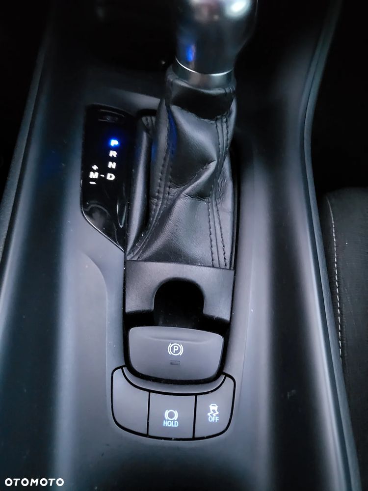 Toyota C-HR - 8