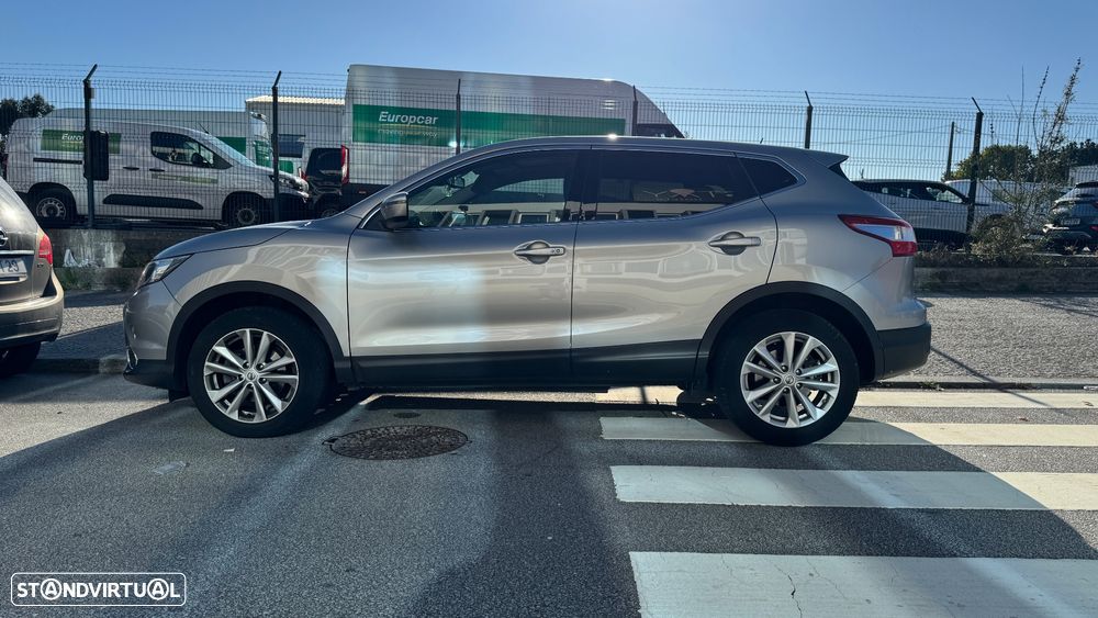 Nissan Qashqai 1.5 dCi N-Connecta - 3