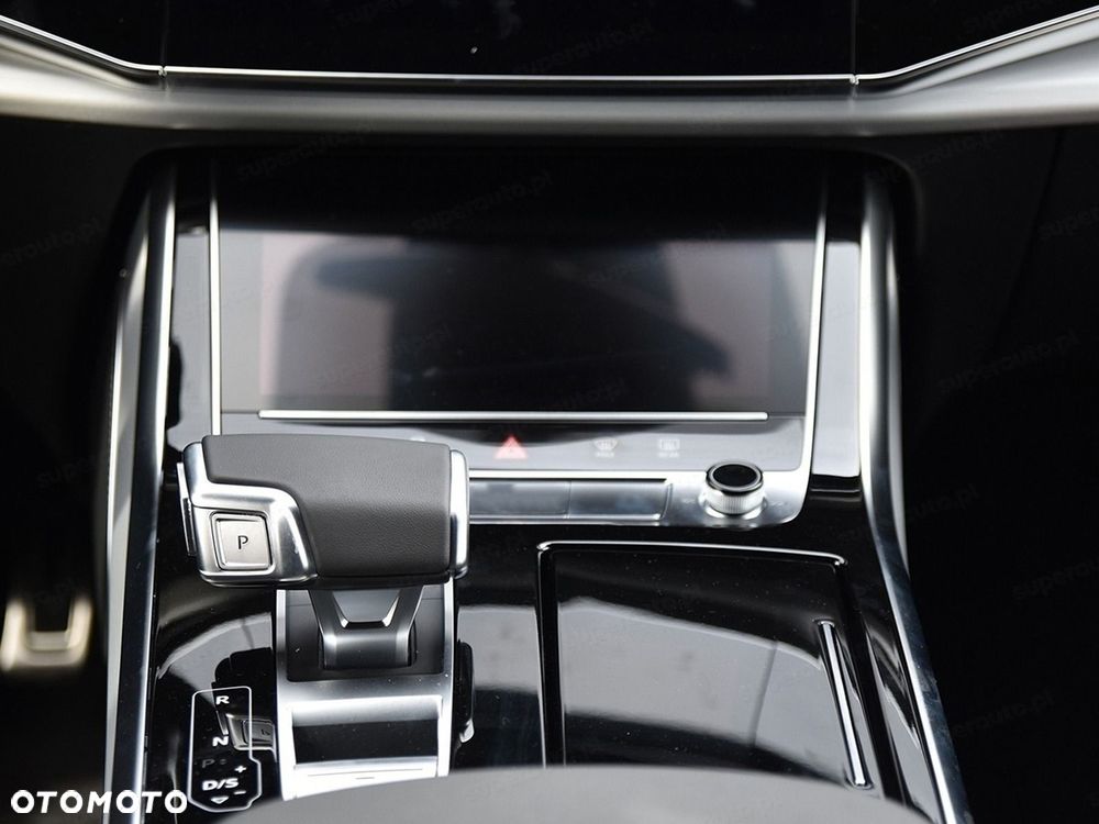 Audi Q8 TFSI e PHEV 290 kW Quattro Tiptronic - 14