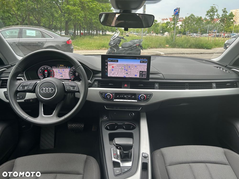 Audi A4 Limousine 35 TFSI mHEV Advanced S tronic - 13