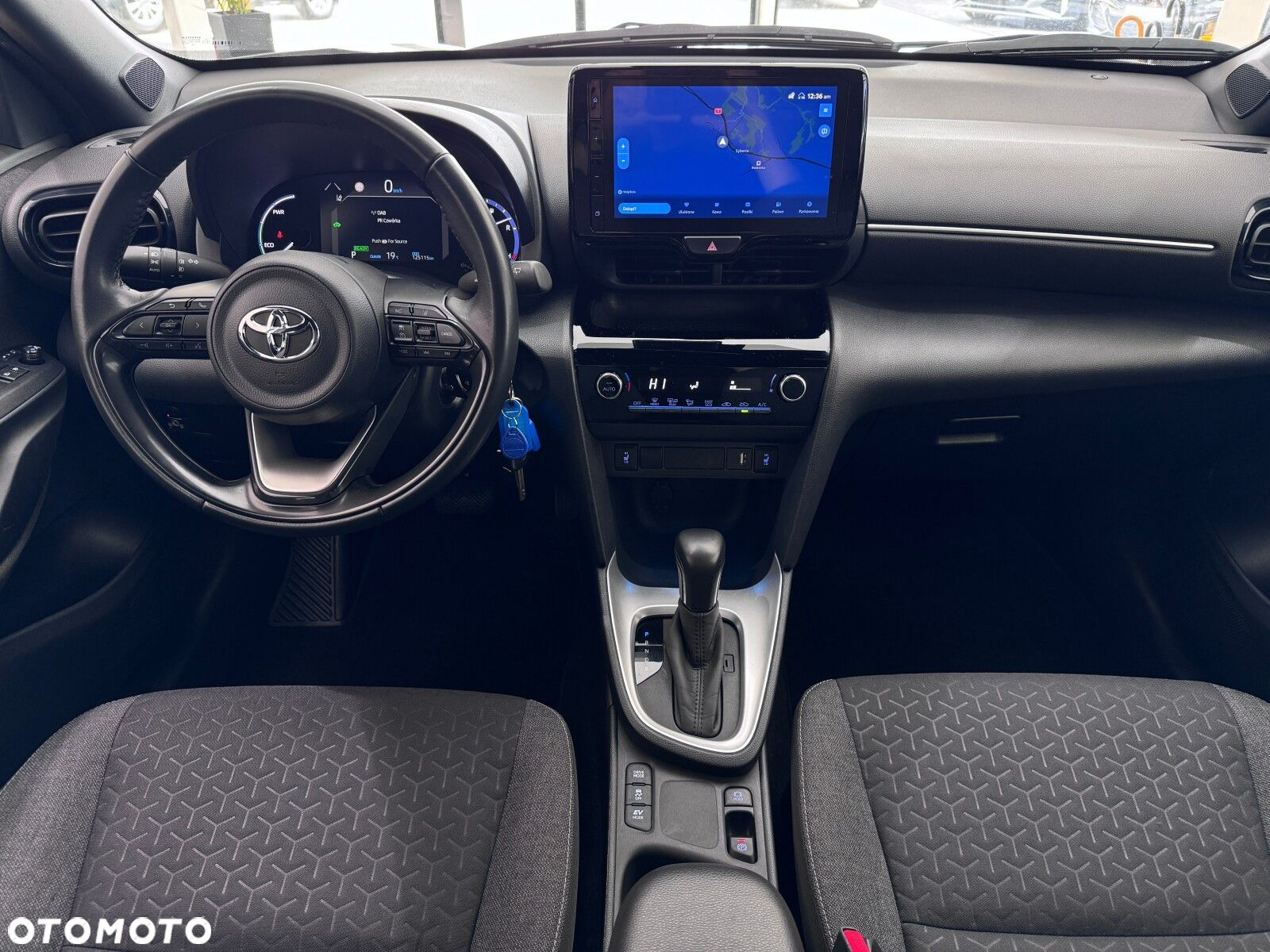 Toyota Yaris Cross - 14