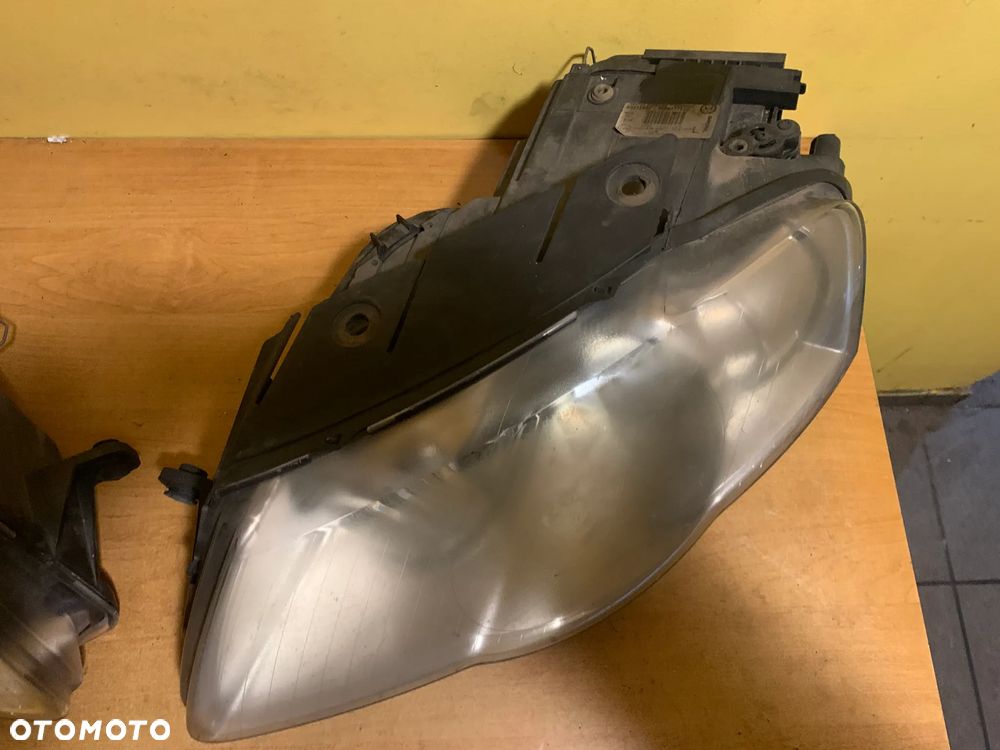 LAMPA XENON SKRĘTNA PRAWA LEWA VW PASSAT B6 3C0941751G - 3