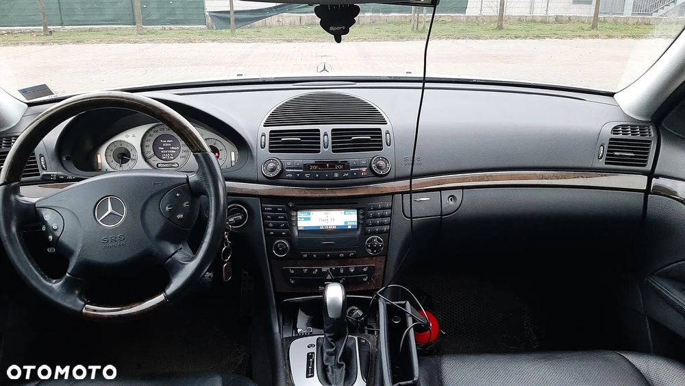 Mercedes-Benz Klasa E - 11