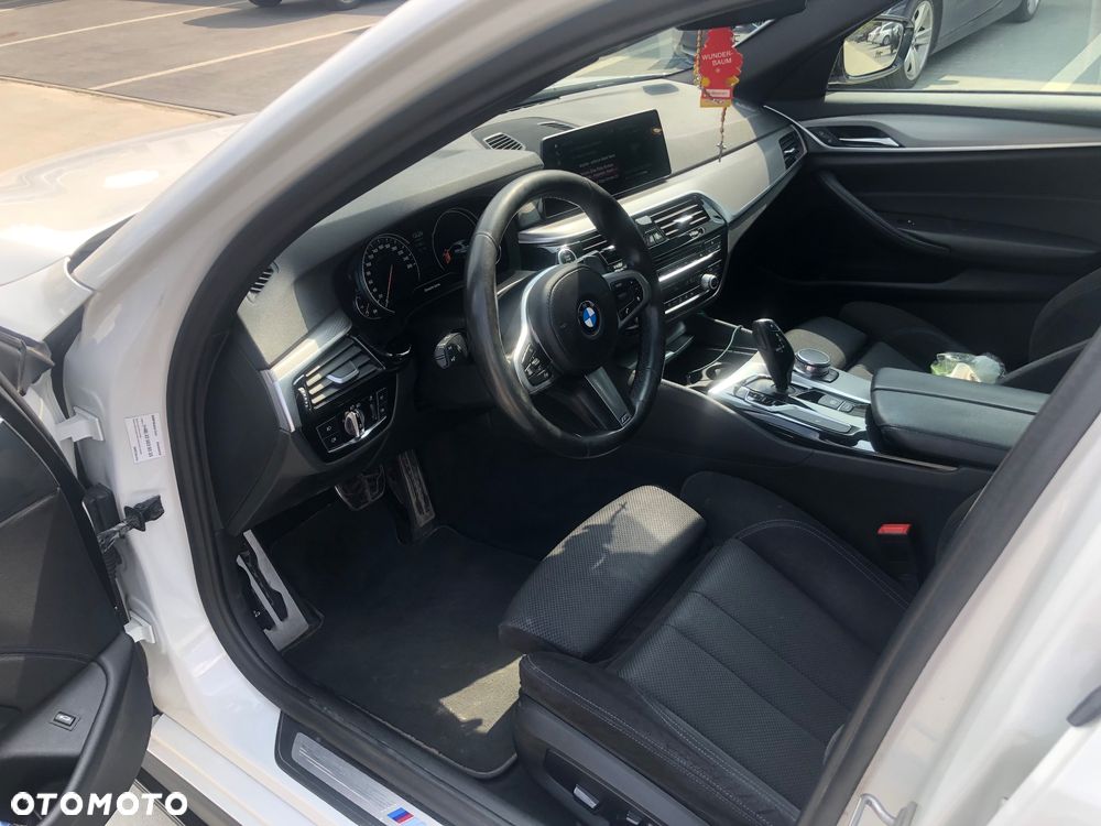 BMW Seria 5 520d - 6