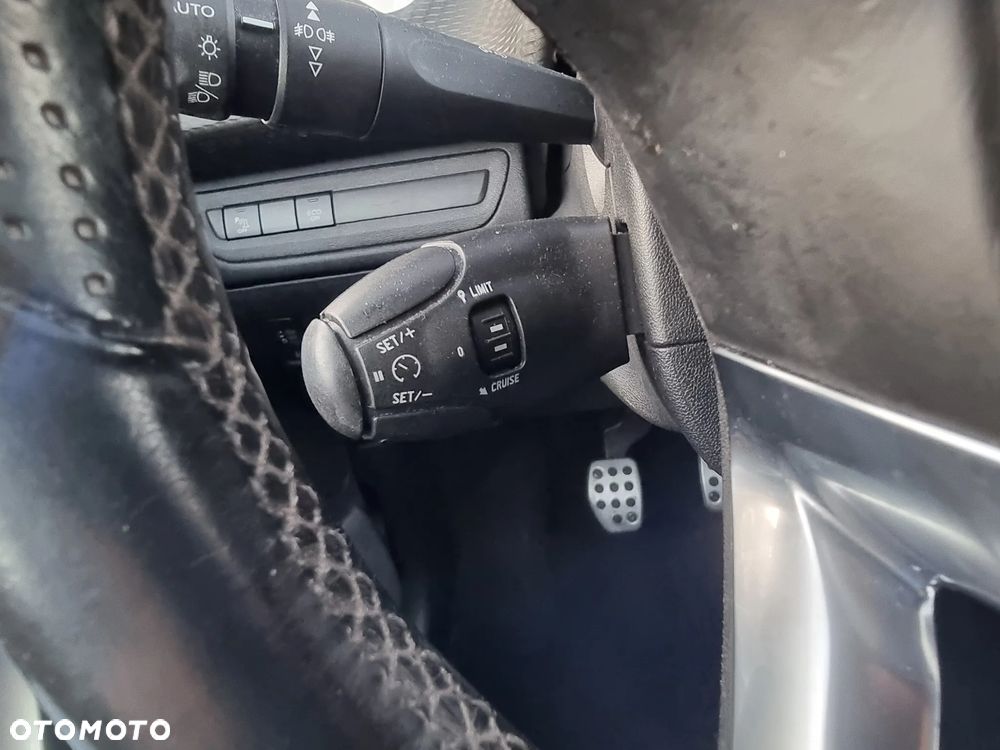 Peugeot 2008 BlueHDi FAP 120 STOP & START Crossway - 21