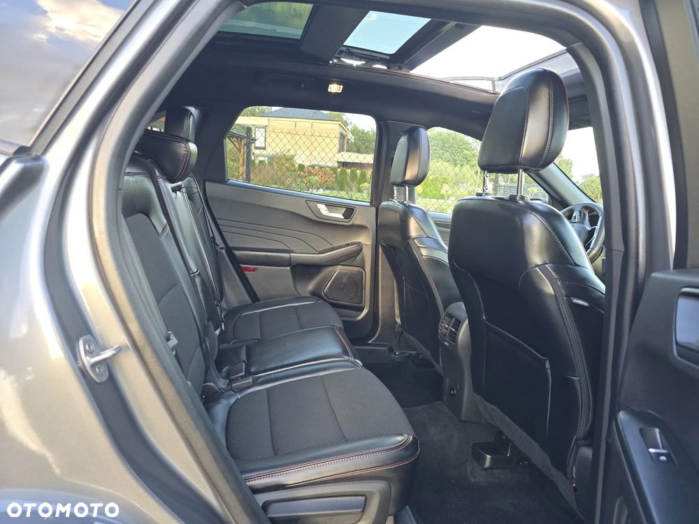 Ford Kuga - 16