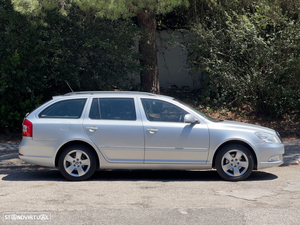 Skoda Octavia Break 1.6 TDi Elegance - 3