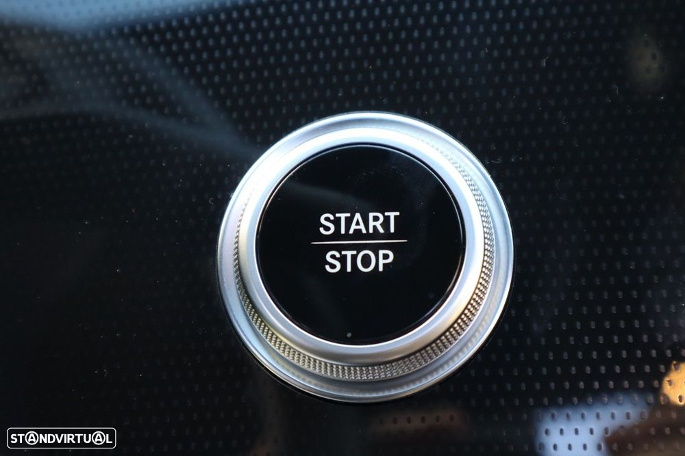 Mercedes-Benz EQE 300 Edition Electric Art - 53