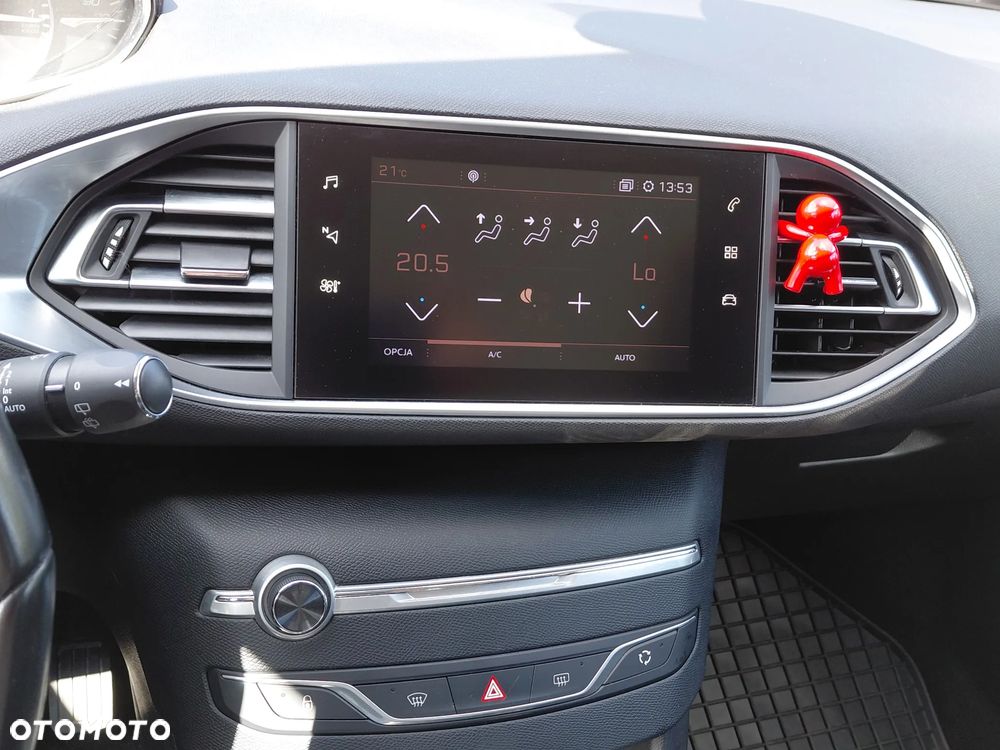 Peugeot 308 - 3
