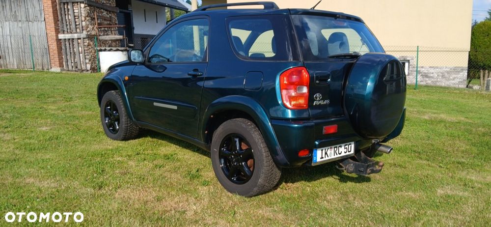 Toyota RAV4 - 4