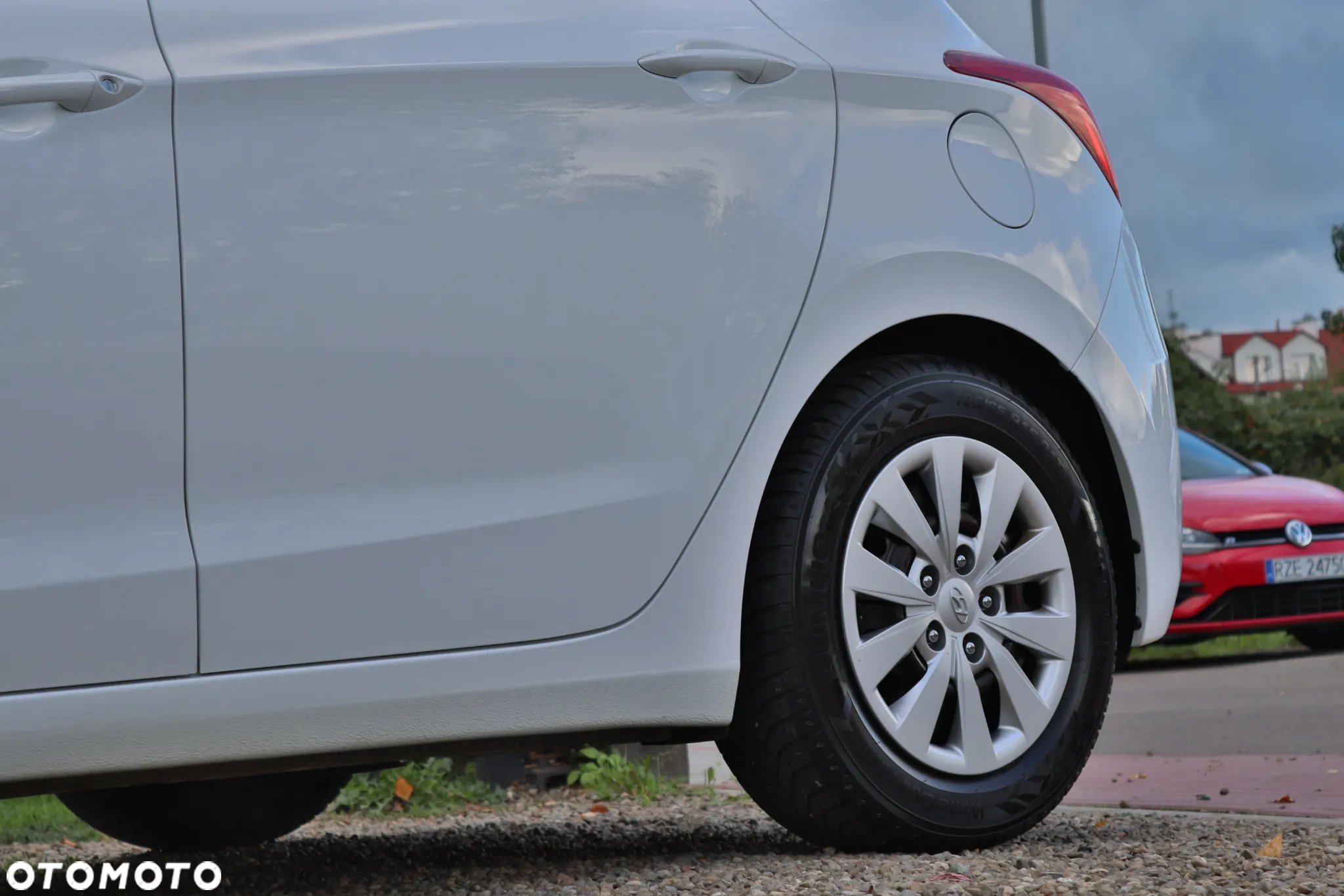 Hyundai i30 blue 1.4 Trend - 12