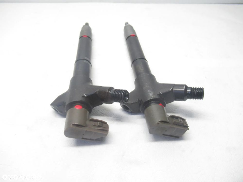 Wtryskiwacz Toyota Avensis Corolla 2.0 D-4D 110 KM 23670-0R100 23670-09030 - 4