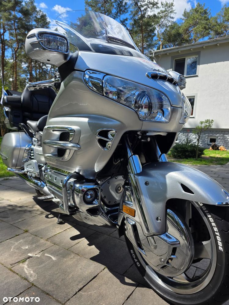 Honda GL - 4