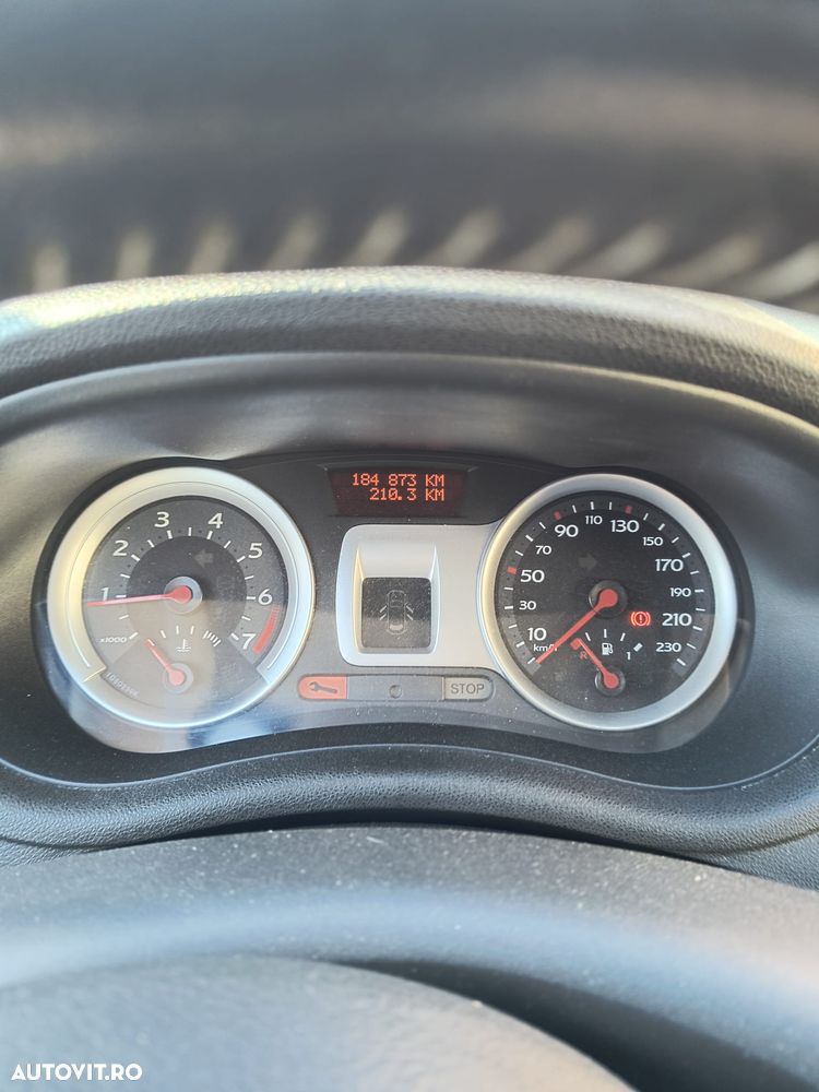 Renault Clio - 12