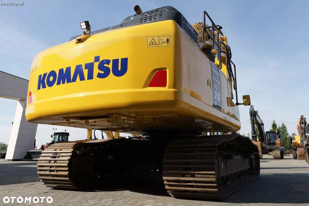 Komatsu PC210LC-11 - 8