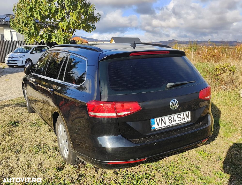 Volkswagen Passat Variant 1.6 TDI SCR DSG Comfortline - 3