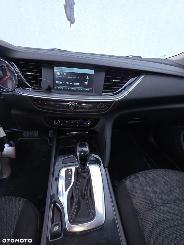 Opel Insignia 2.0 CDTI Enjoy S&S - 27